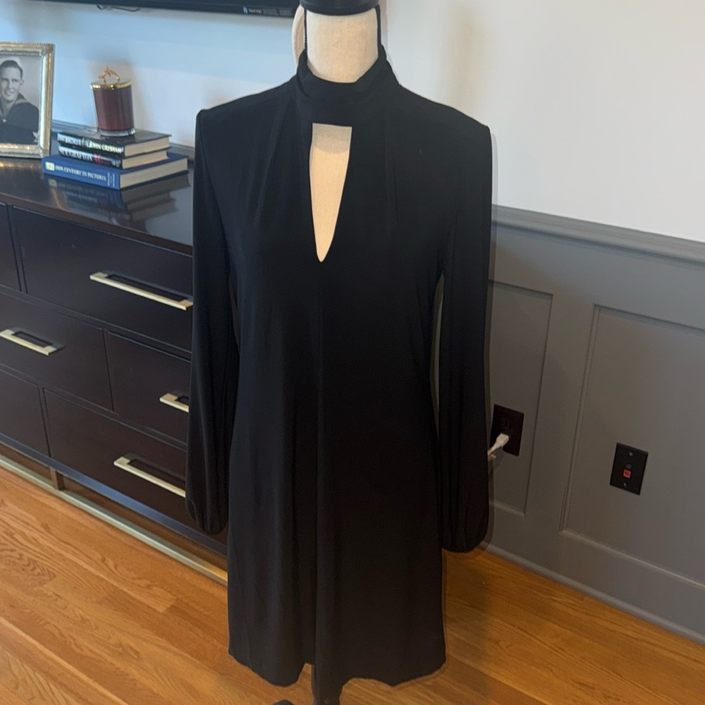 Black long sleeve dress